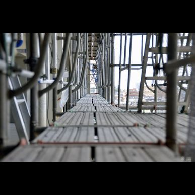 神戸の大杉エンジニアリング株式会社は足場工事を行う社員を募集しています